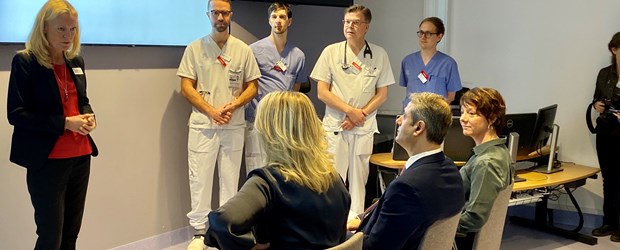 Bild från en presskonferens på Danderyds sjukhus,om hur regeringen ska stärka Sveriges position som Life science-nation.